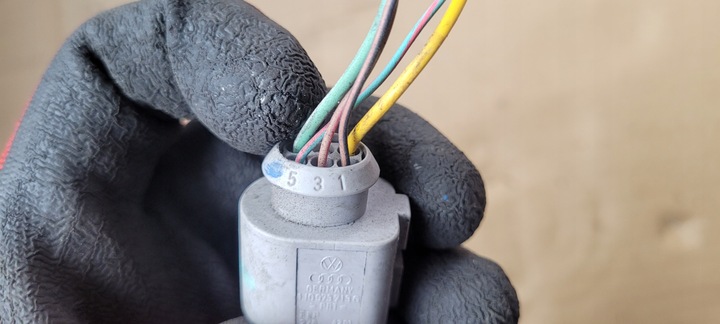 фото №8, A7 4g штекер разъём 1j0973713g a6 c7 4g a4 b8 q5