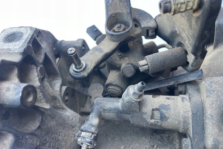 фото №9, Кпп кпп / коробка передач vw touran 1t1, 1t2 0a4301107h 1.9l дизель 77kw 2003