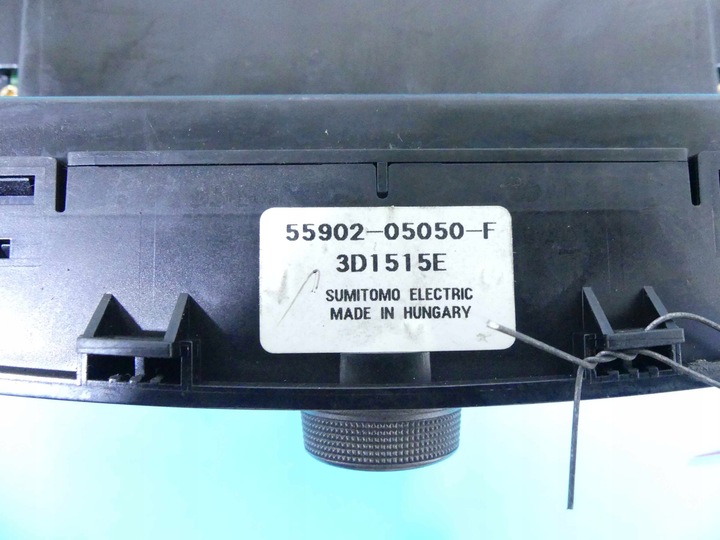 фото №7, Консоль панель воздуховод toyota avensis ii t25