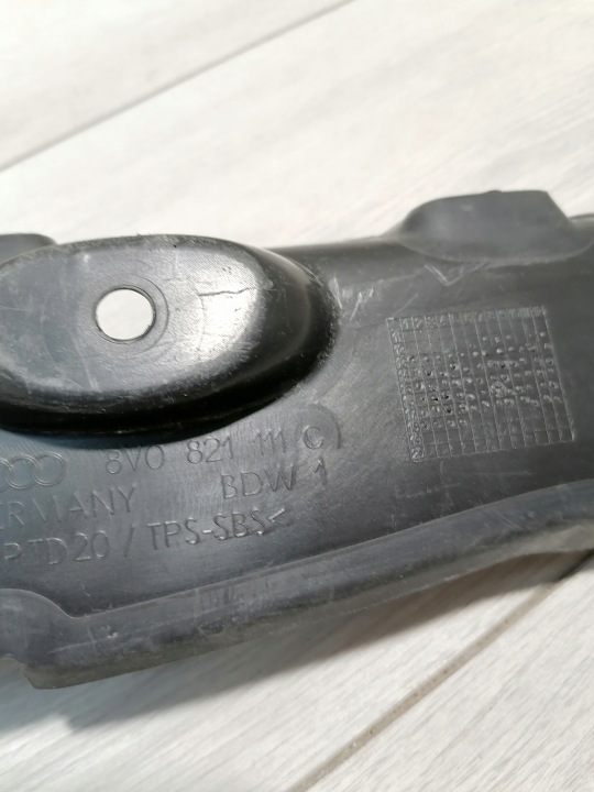 фото №8, Audi a3 8v захист крила ліва 8v0821111c