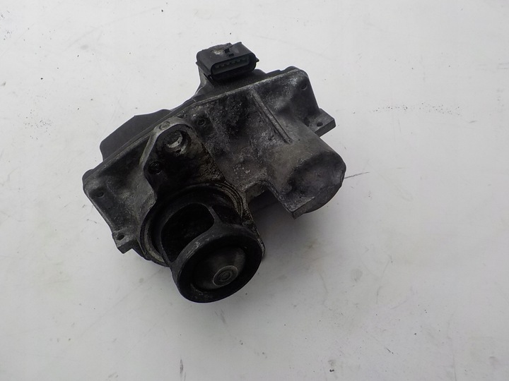 фото №1, Mercedes w205 1.6 cdi клапан egr