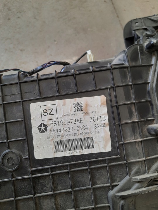 фото №11, Dodge ram 1500 19- отопитель комплектная 68195973ae usa