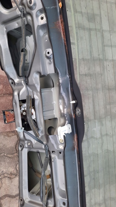 фото №9, Задняя крышка mazda 3 i hb 05r 28b