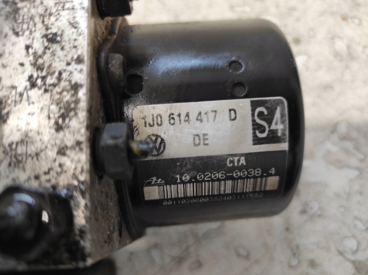 фото №6, Skoda octavia 1 i рестайлинг 00- 1.9 tdi блок управления abs 1j0614417d 1c0907379k