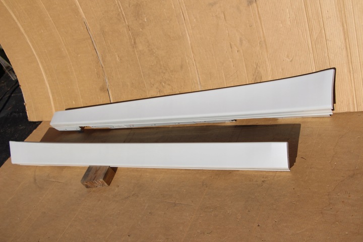 фото №1, Bmw 3 f30 f31 накладка пороговая mineralweis идеальное состояние !