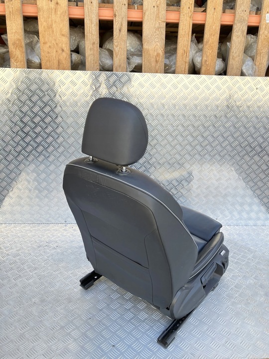 фото №6, Сидіння переднє праві vw arteon 17- r line шкіра