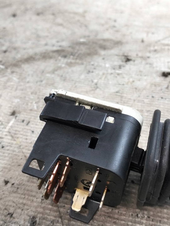 фото №10, Рулевой/подрулевой поворотов suzuki wagon opel 90221174