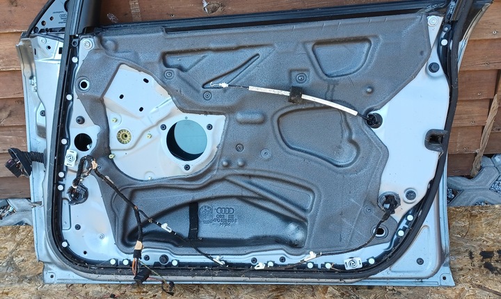 фото №13, Audi a6 c6 дверь правые перед передние серебристый