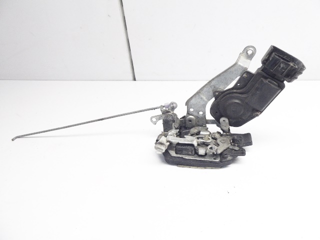 фото №1, Corolla e11 замок дверь перед переднее правый 4 pin