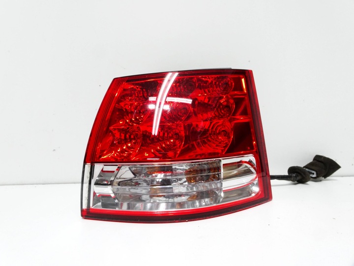 фото №1, Citroen c-crosser - лампа правый зад