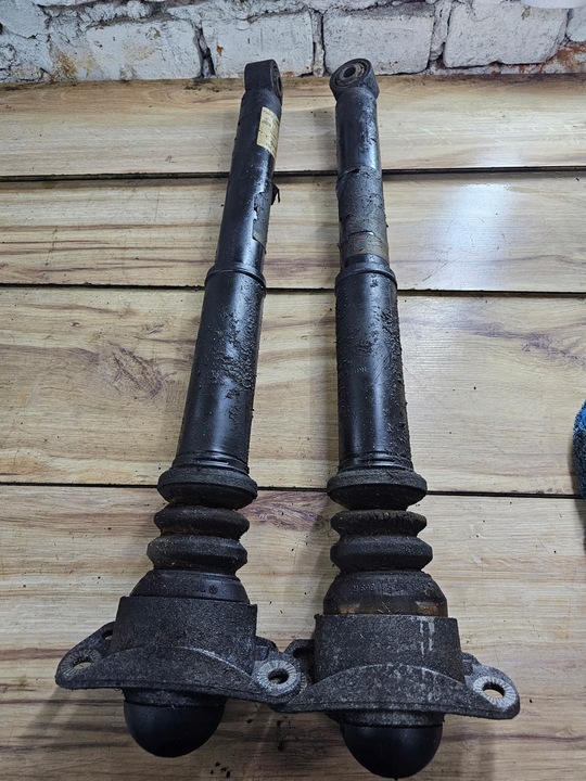 фото №1, Амортизаторы зад touran i 1t0513029r 1.6 fsi