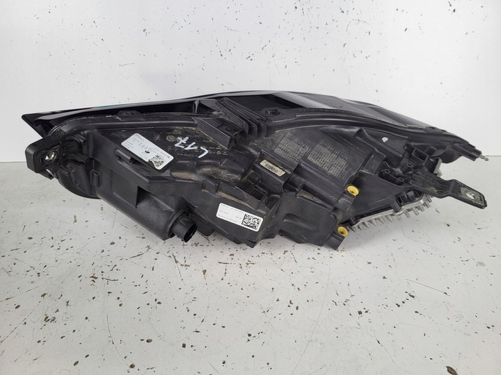 фото №7, Лампа правая перед jaguar xe рестайлинг x760 европа high null lx73-13w029-ha