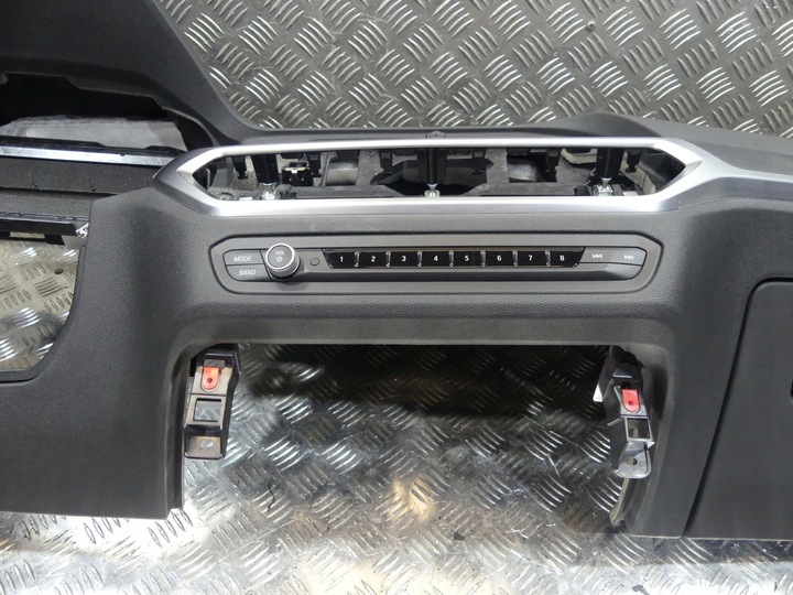 фото №7, Bmw g20 g21 g22 g23 g26 m3 m4 панель раздаточная консоль оригинал / bez hud