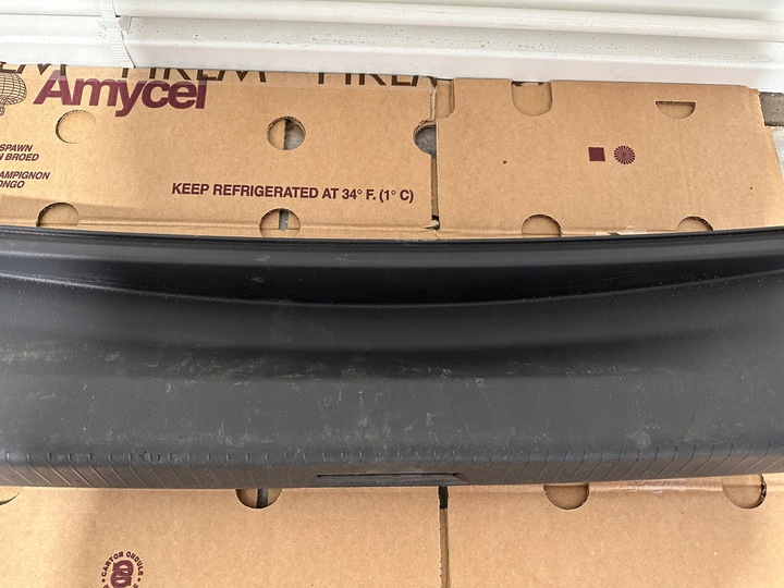 фото №3, Vw golf vii защита ремня заднего 5g6863459k