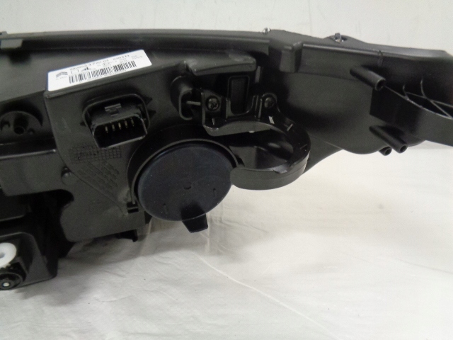 фото №9, Citroen c4 b7 рестайлінг лампа права передня нова