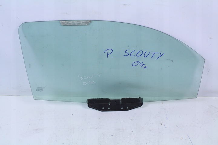 фото №2, Стекло дверь правая aixam scouty 04r.