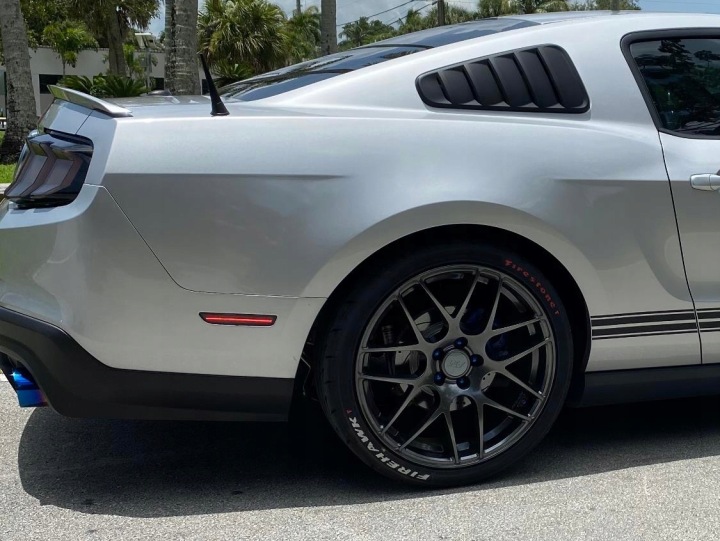 фото №11, Жабры накладки na стёкла ford mustang 2010-2014