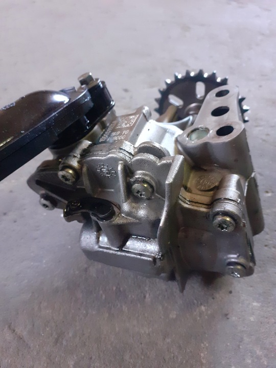 фото №1, Насос масла renault 1.6 dci 150001650r trafic