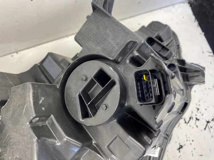 фото №14, Citroen c4 iii лампа лівий перед повний led 9830649480