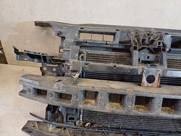 фото №5, Pas переднє vw golf 5 plus 2.0 fsi -1.6 fsi nr. 5m0805594 kolmpletny