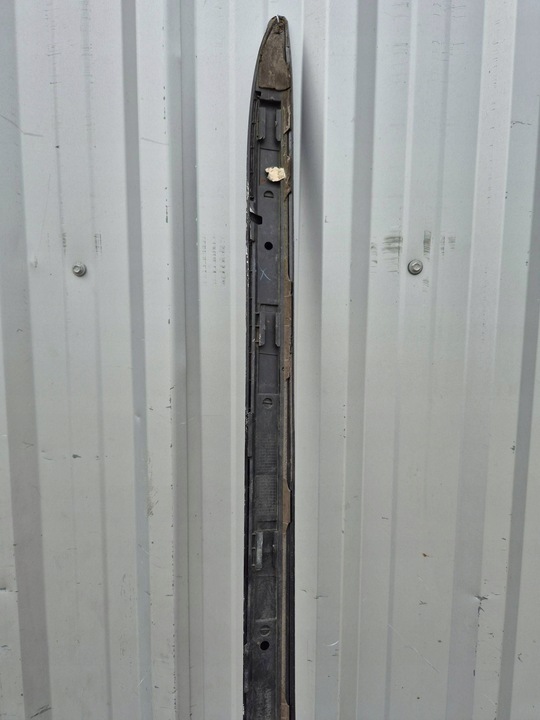 фото №9, Audi a4 b8 8k s-line порог правые накладка 8k0854932a