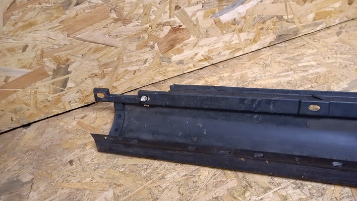 фото №16, Audi a4 b6 2.5 v6 tdi cabrio планка пороговая