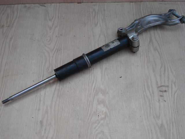 фото №16, Audi a5 s5 8w 3.0 tfsi держатель амортизатора правые перед 8w0413038 widły 52mm