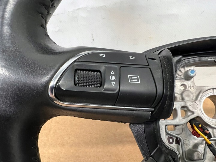 фото №9, Audi a8 d4 кермо мультифункція