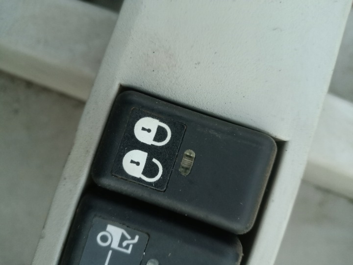 фото №1, Кнопка вимикач центрального замка volvo fh fm fh13