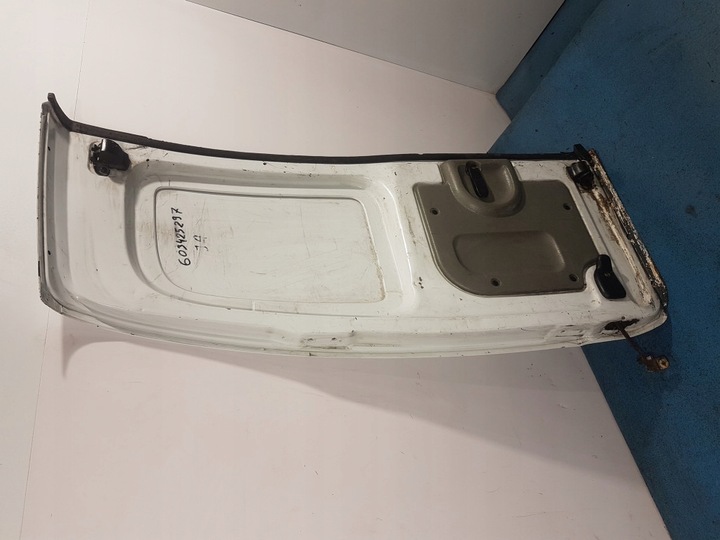 фото №9, Renault kangoo i рестайлінг двері зад праві 0389