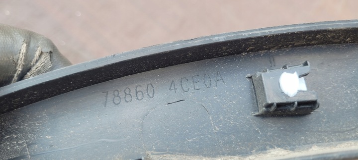 фото №9, Nissan x-trail t32 права планка крила зад