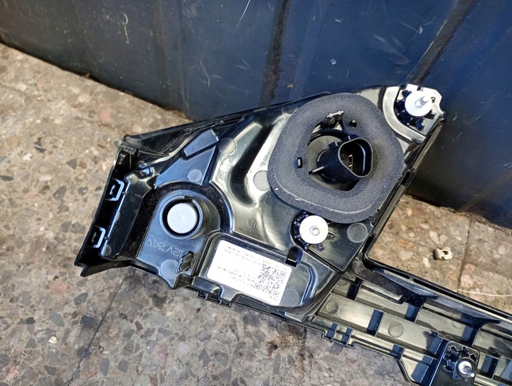 фото №12, 92403n7020 лампа зад накладка led tucson iv 20- камера