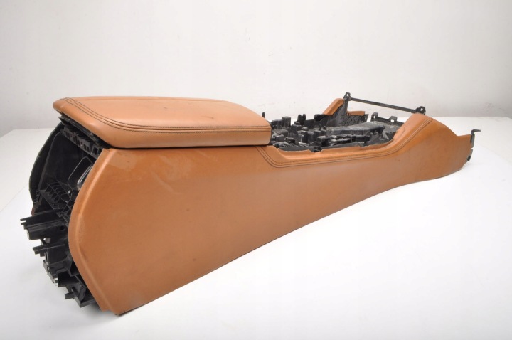 фото №6, Bmw g12 g11 туннель средний подлокотник