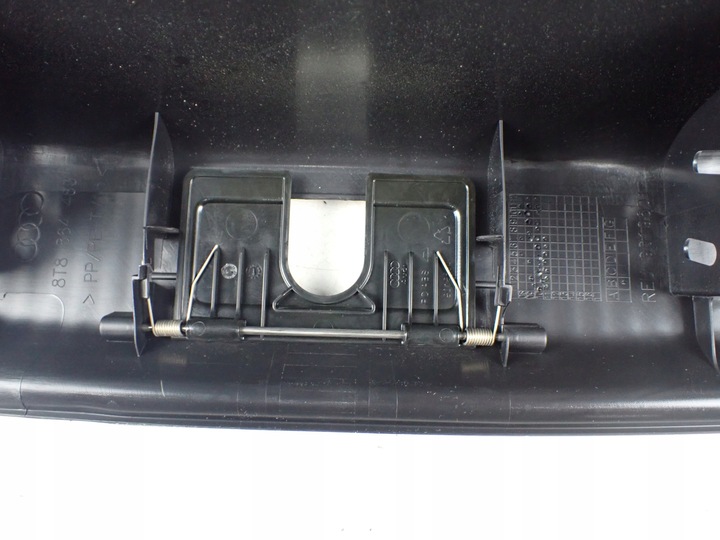 фото №14, Защита краю багажника audi a5 8t 8t8864483