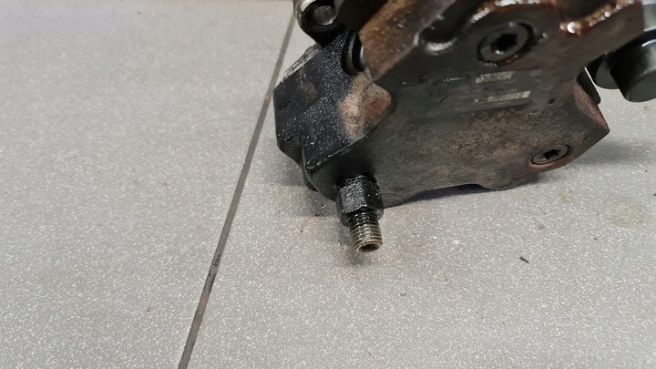 фото №8, Насос пального датчик bmw e65 рестайлінг 3.0d 7795713