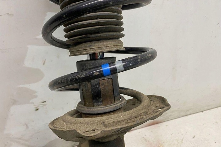 фото №13, Поворотна опора передня ліва skoda superb ii 3t4 3q0413031bg 1.97l дизель 2015