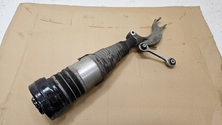 фото №1, Амортизатор перед переднее vw touareg audi q8 q7 4mm616039j