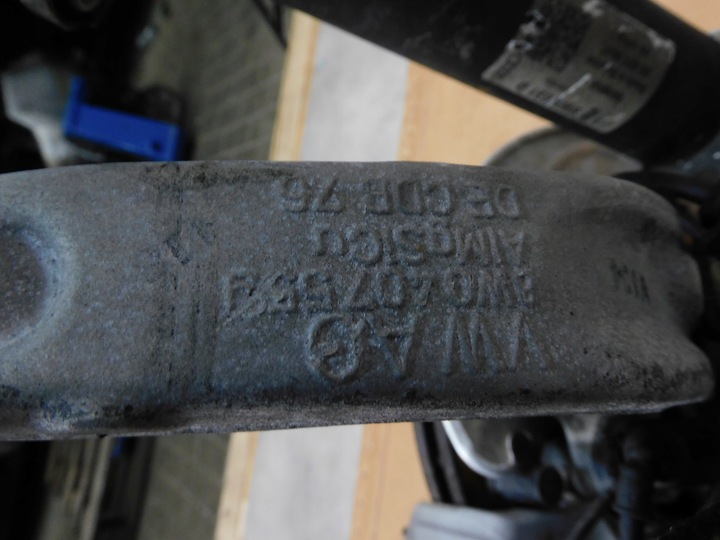 фото №10, Audi a4 b9 8w a5 8w6 поворотный кулак левая комплектная 8w0407241f 8w0407271e