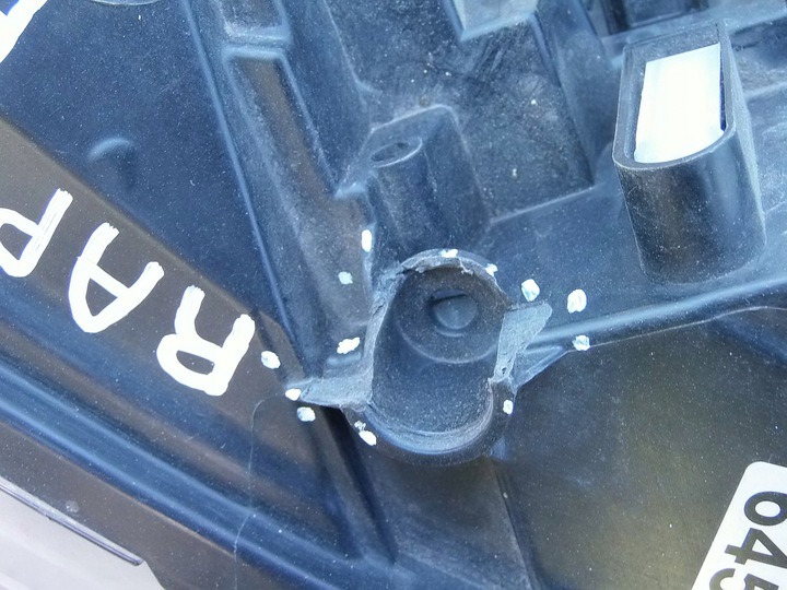 фото №13, Лампа праві перед 5jb941016c skoda rapid