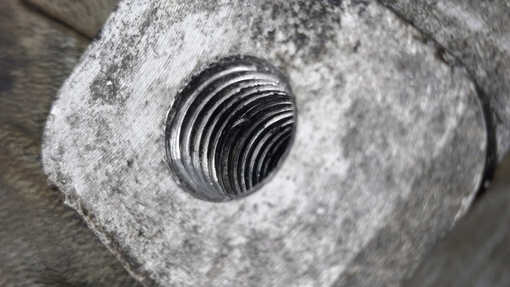 фото №7, Лапи коробки 1k0199111e vw golf v 08r 1.6 8v лапи коробки 1k0199111e