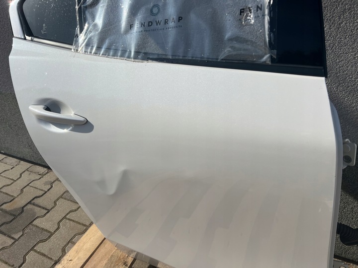 фото №8, Mazda 3 bp двері праві зад sedan рік 2020 колір 25d