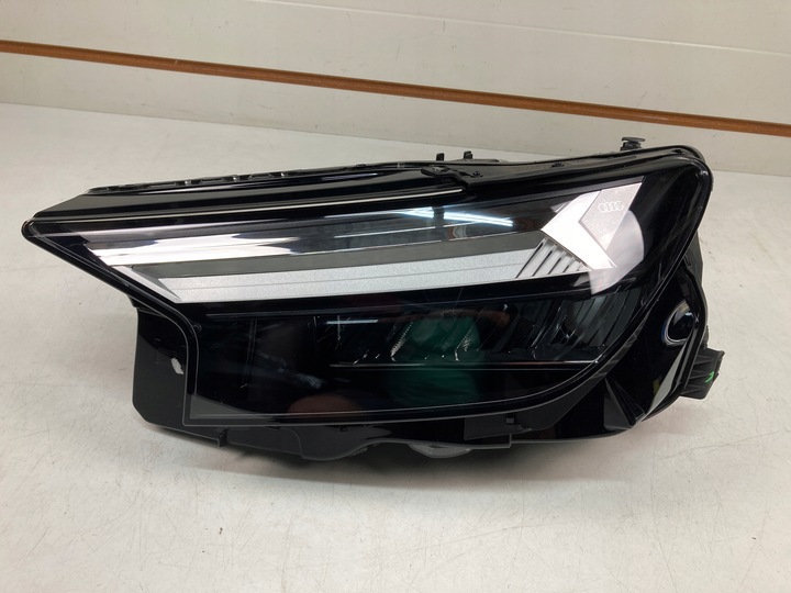 фото №1, Лампа левая передняя audi q4 e-tron полный led 89a