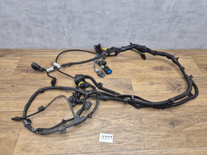 фото №11, Bmw 5 g30 g31 трубка  коробки кпп / коробка передач ga-8hp-50z rwd жгут кабели штекеры