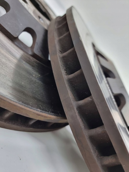 фото №14, Audi sq7 2018 комплект набор диск i зажимов тормозных