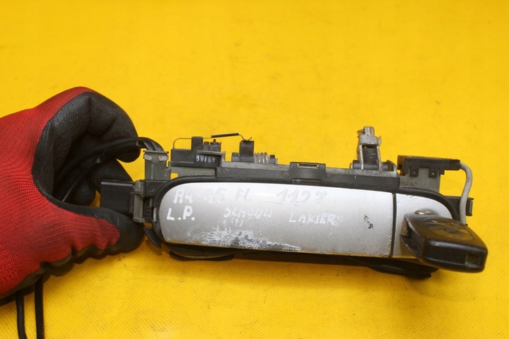 фото №6, Ручка левый перед замок зажигания з ключом a4 b5 fl