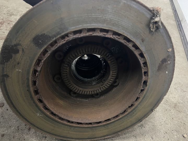 фото №3, Ступиця підшипник 8 гвинт 3.5t mascott mascot 98-07r.