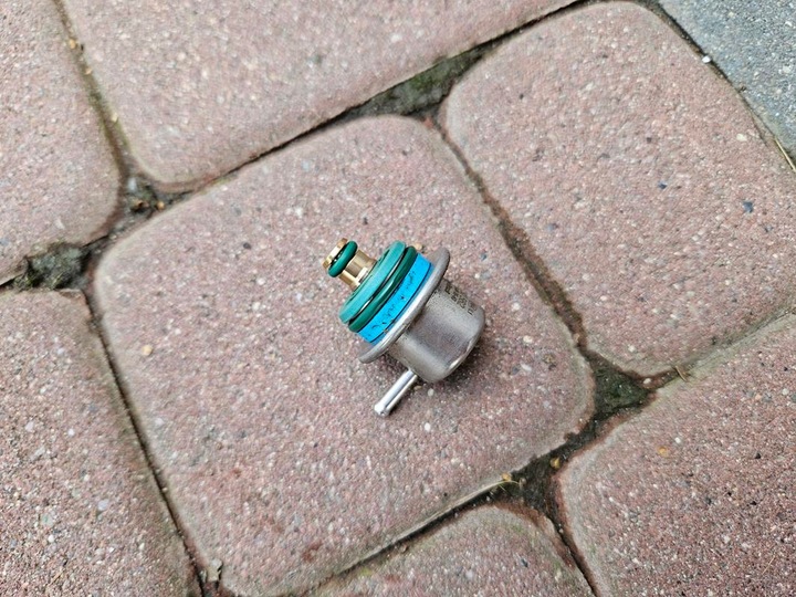 фото №1, Планка датчик тиску пального 0.9 tce renault clio 4 iv 0280160562