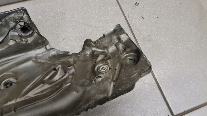 фото №8, Верхня захист двигуна bmw e65 рестайлінг 3.0d 7788912