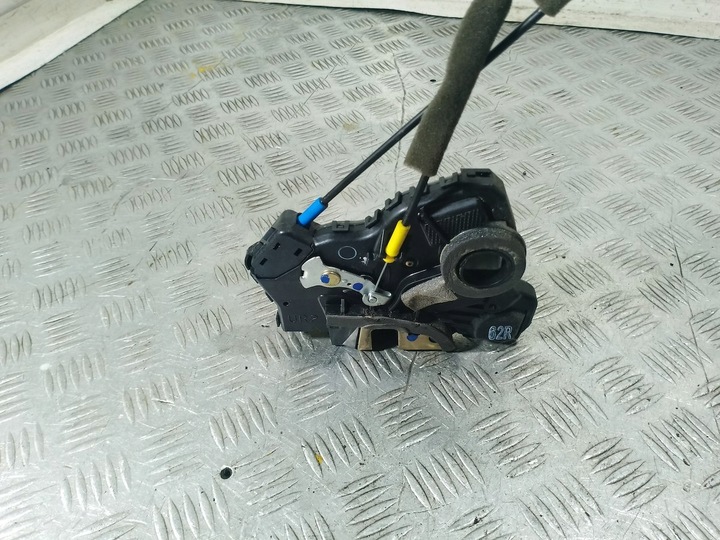 фото №3, Замок двері праві перед toyota corolla verso ii