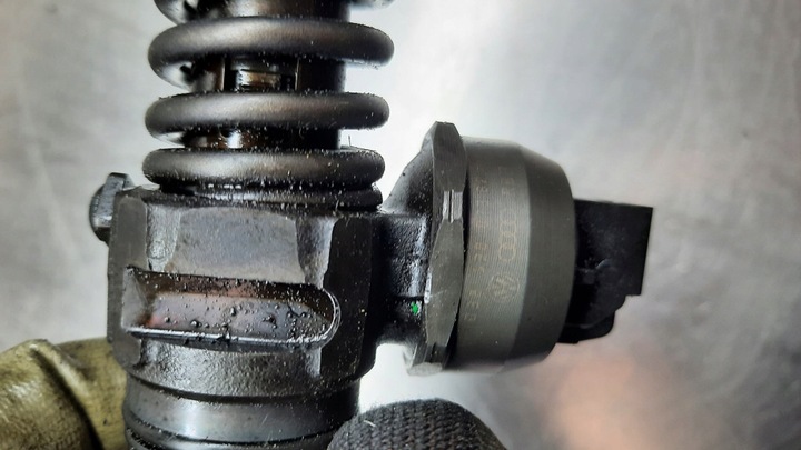 фото №7, Pompowtryskiwacze 038130073bp vw polo 9n 1.4 tdi 3 штуки